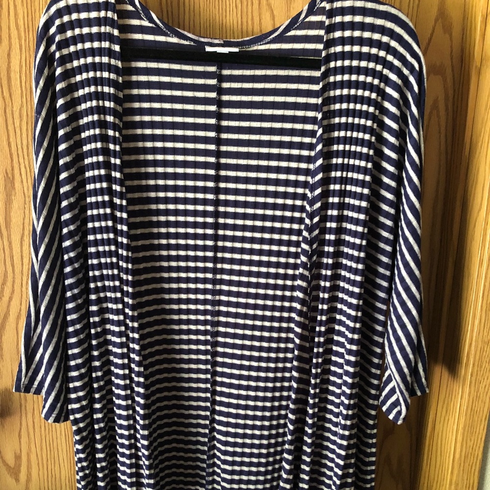 LuLaRoe Lindsay Kimono